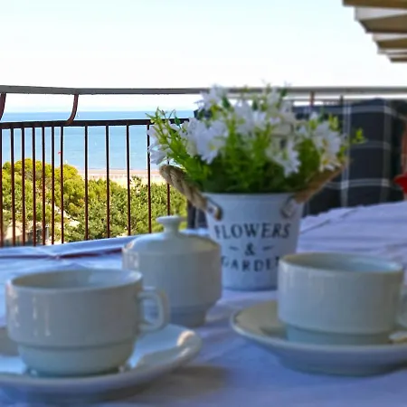 Nuovo Fronte Spiaggia, Terrazza Sul Mare E Piscina Apartment