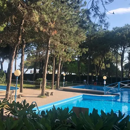 Nuovo Fronte Spiaggia, Terrazza Sul Mare E Piscina Lignano Sabbiadoro
